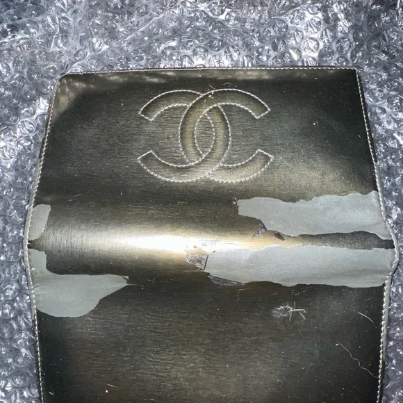 Chanel Metallic CC Logo Long Bifold Flap Wallet - Picture 3 of 12